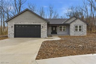 2630 Squirrel Hollow Street NE, Canton, OH 44704