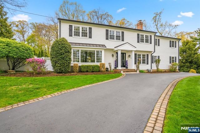 120 Tam O Shanter, Mahwah, NJ 07430