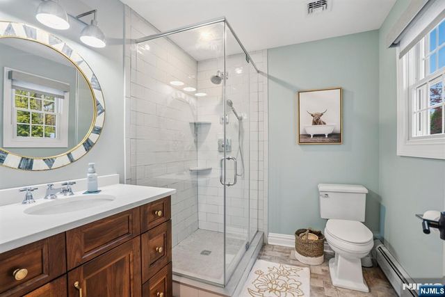 120 Tam O Shanter, Mahwah, NJ 07430