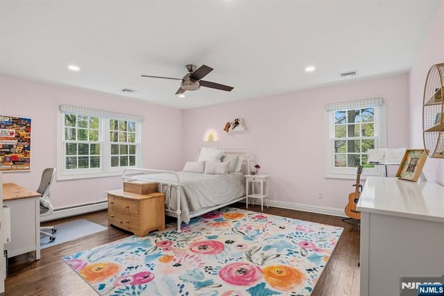 120 Tam O Shanter, Mahwah, NJ 07430