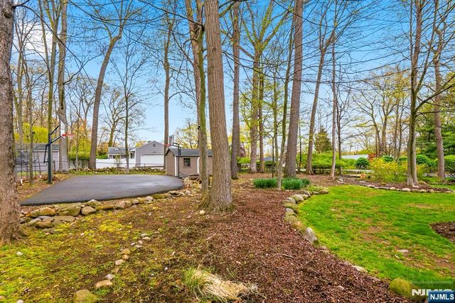 120 Tam O Shanter, Mahwah, NJ 07430