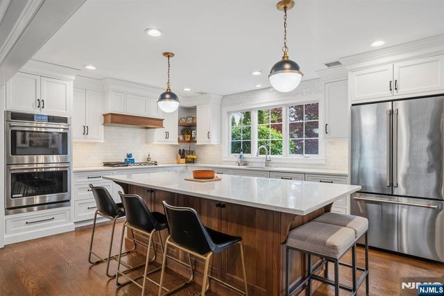 120 Tam O Shanter, Mahwah, NJ 07430