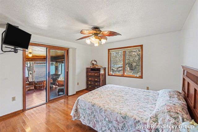 11235 W Broomfield Road, Remus, MI 49340