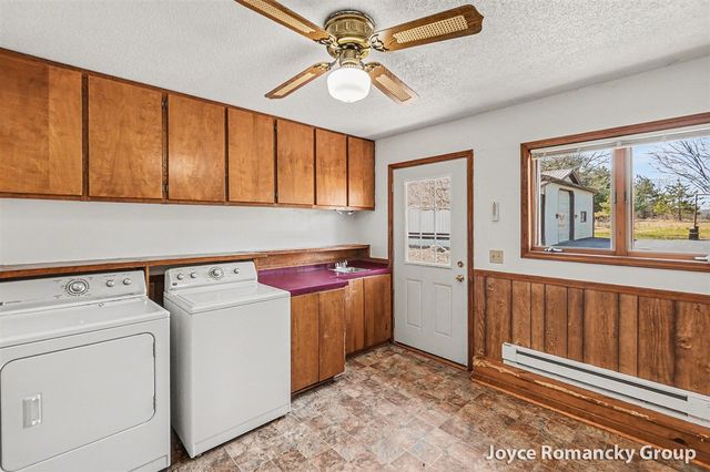 11235 W Broomfield Road, Remus, MI 49340