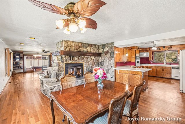 11235 W Broomfield Road, Remus, MI 49340