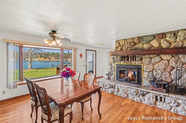 11235 W Broomfield Road, Remus, MI 49340