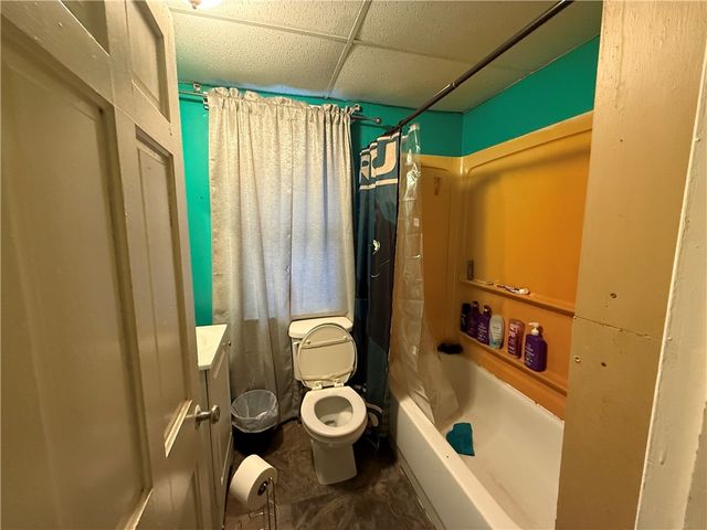 320 W Birch St, City Of But Sw, PA 16001