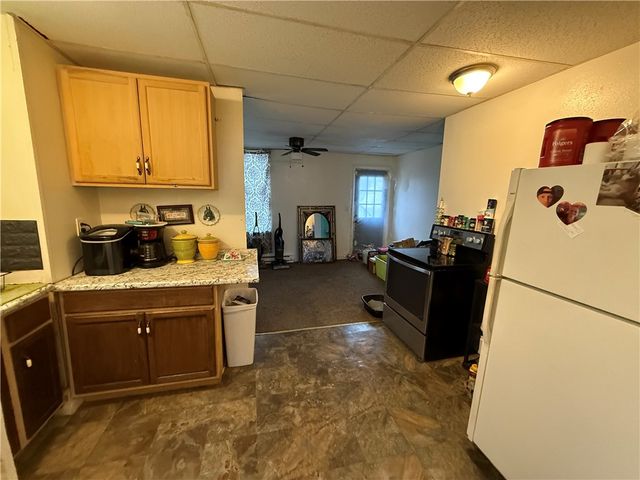 320 W Birch St, City Of But Sw, PA 16001