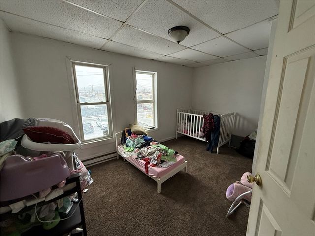 320 W Birch St, City Of But Sw, PA 16001