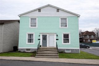 320 W Birch St, City Of But Sw, PA 16001