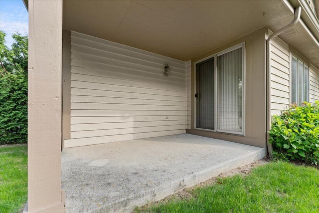 12356 W Waterford AVENUE, Greenfield, WI 53228