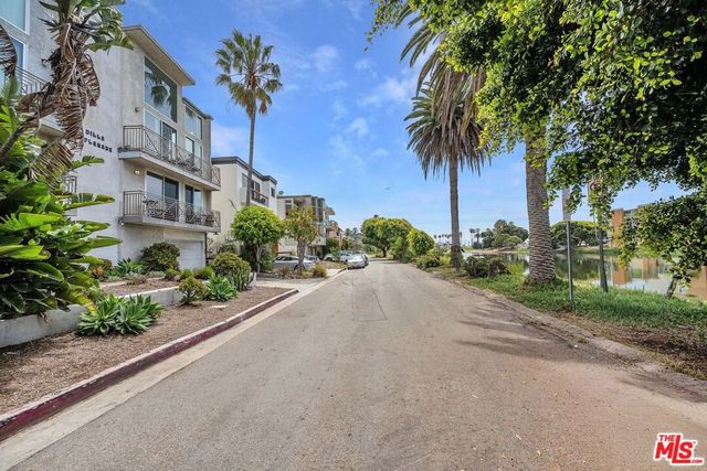 164 63rd Avenue 2A, Playa Del Rey, CA 90293