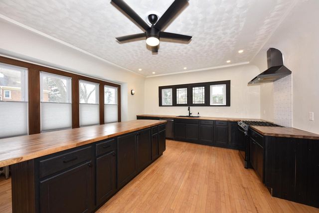 4311 N 14th STREET, Milwaukee, WI 53209