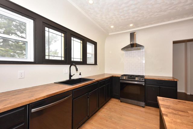 4311 N 14th STREET, Milwaukee, WI 53209