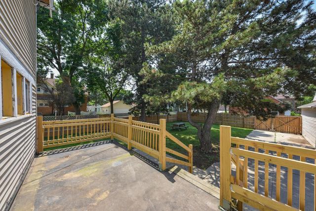 4311 N 14th STREET, Milwaukee, WI 53209