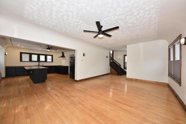 4311 N 14th STREET, Milwaukee, WI 53209