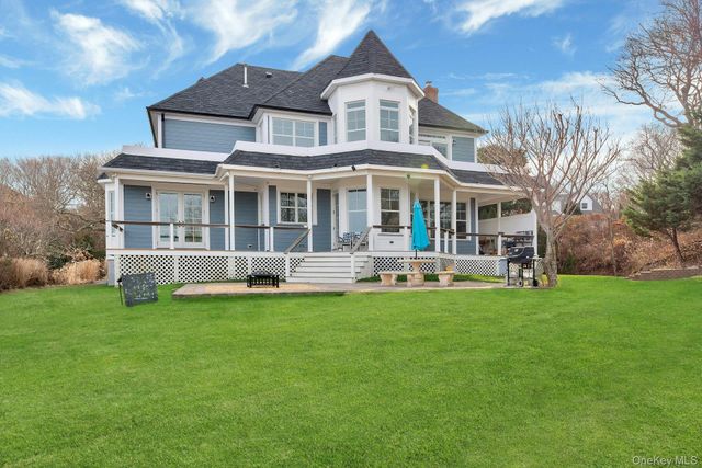 150 Landing Lane, Baiting Hollow, NY 11933