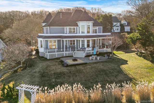 150 Landing Lane, Baiting Hollow, NY 11933