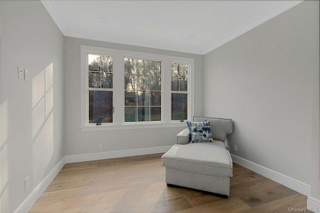 150 Landing Lane, Baiting Hollow, NY 11933