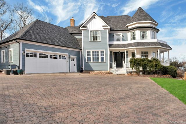 150 Landing Lane, Baiting Hollow, NY 11933