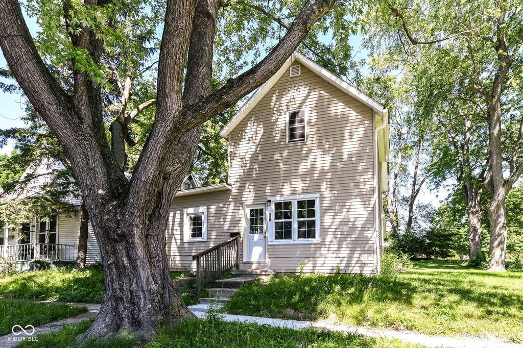 816 Chestnut Street, Anderson, IN 46012