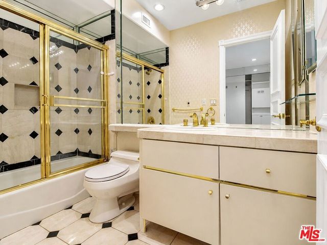 342 N Palm Dr 201, Beverly Hills, CA 90210