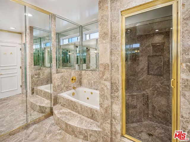 342 N Palm Dr 201, Beverly Hills, CA 90210