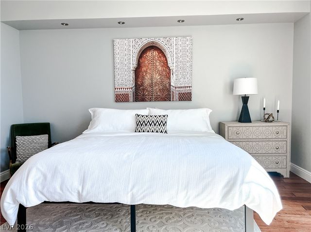 322 Karen Avenue 805, Las Vegas, NV 89109