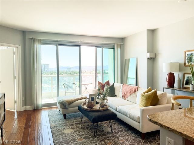 322 Karen Avenue 805, Las Vegas, NV 89109