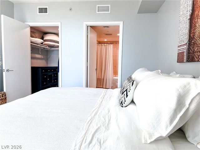 322 Karen Avenue 805, Las Vegas, NV 89109