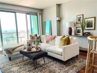 322 Karen Avenue 805, Las Vegas, NV 89109