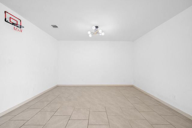 818 Starcross Bend Drive, Missouri City, TX 77459