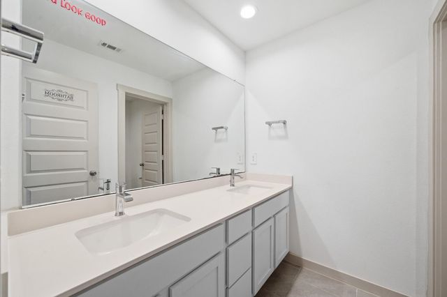 818 Starcross Bend Drive, Missouri City, TX 77459