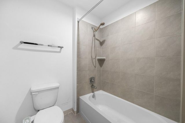 818 Starcross Bend Drive, Missouri City, TX 77459