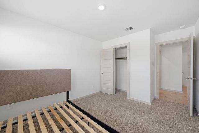 818 Starcross Bend Drive, Missouri City, TX 77459