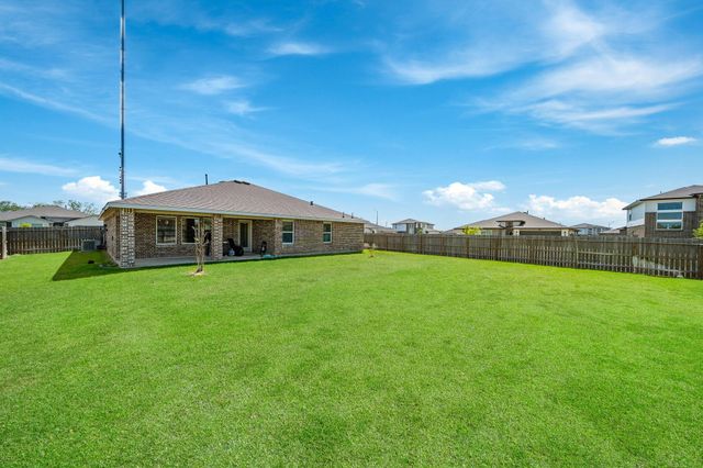 818 Starcross Bend Drive, Missouri City, TX 77459