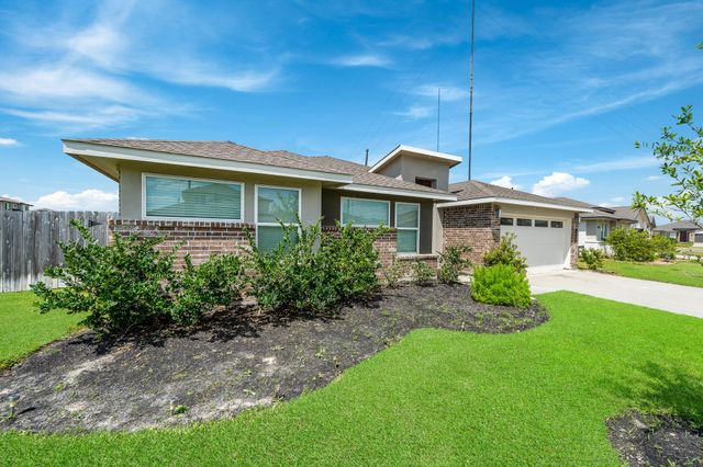 818 Starcross Bend Drive, Missouri City, TX 77459