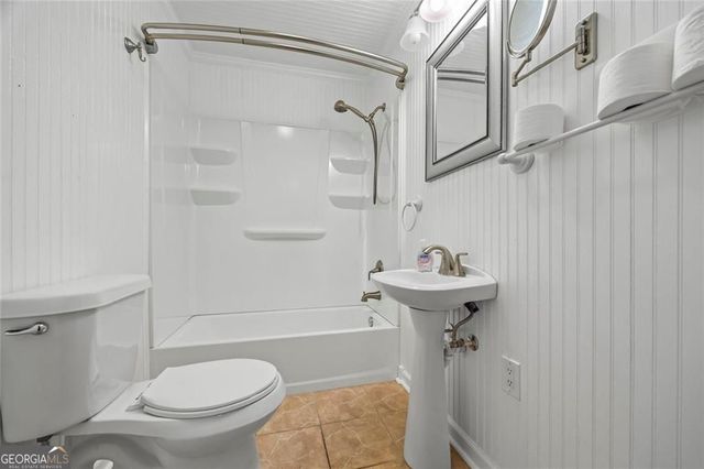 102 Mount Moriah Road, Auburn, GA 30011