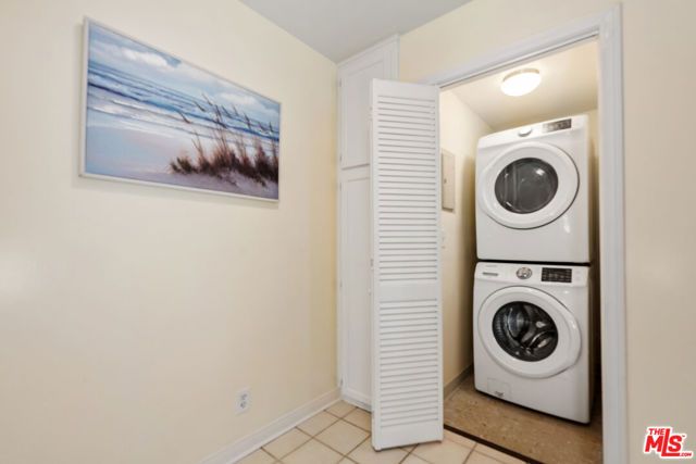 1375 Kelton Avenue 104, Los Angeles, CA 90024
