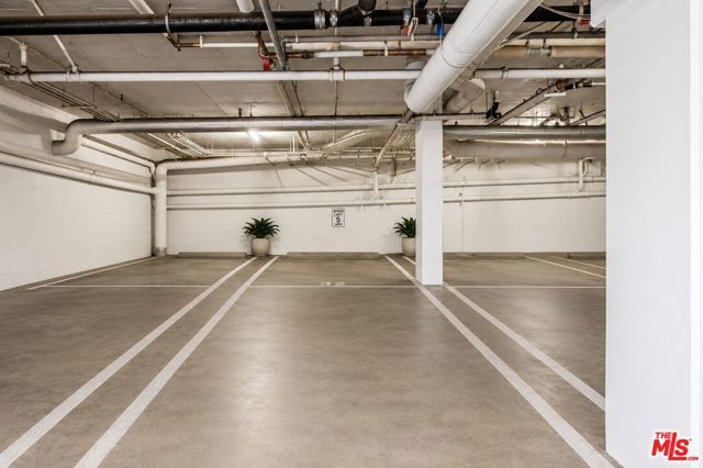1375 Kelton Avenue 104, Los Angeles, CA 90024