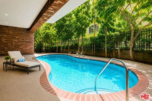 1375 Kelton Avenue 104, Los Angeles, CA 90024
