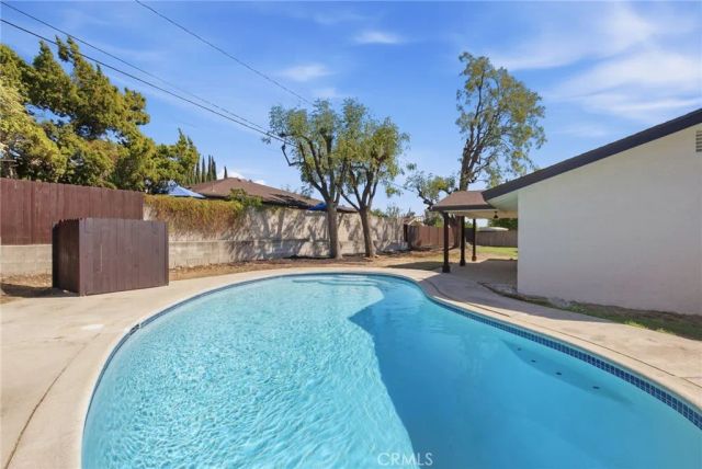 577 Bishop Place, Claremont, CA 91711