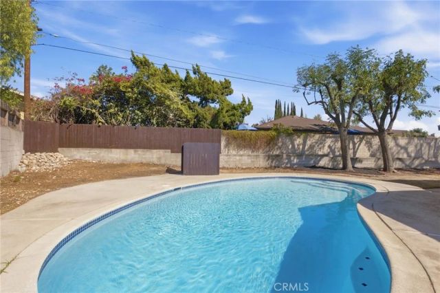 577 Bishop Place, Claremont, CA 91711