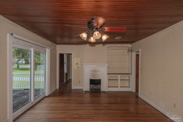 5911 Lillian Hwy, Pensacola, FL 32506