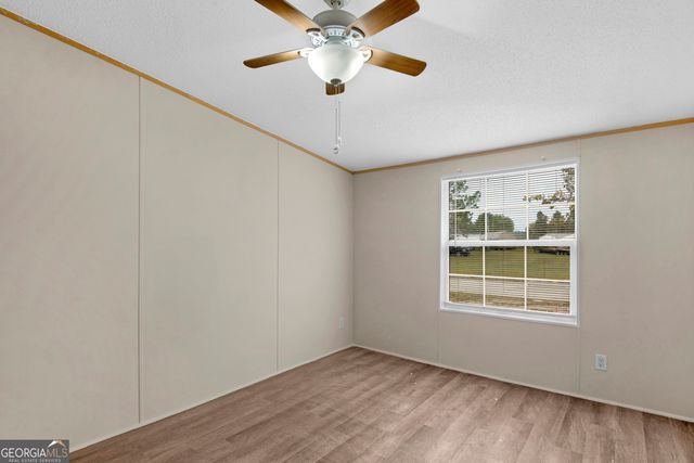 112 Cheryl Court NE, Ludowici, GA 31316