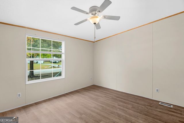 112 Cheryl Court NE, Ludowici, GA 31316