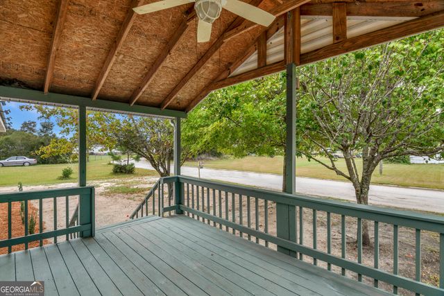 112 Cheryl Court NE, Ludowici, GA 31316
