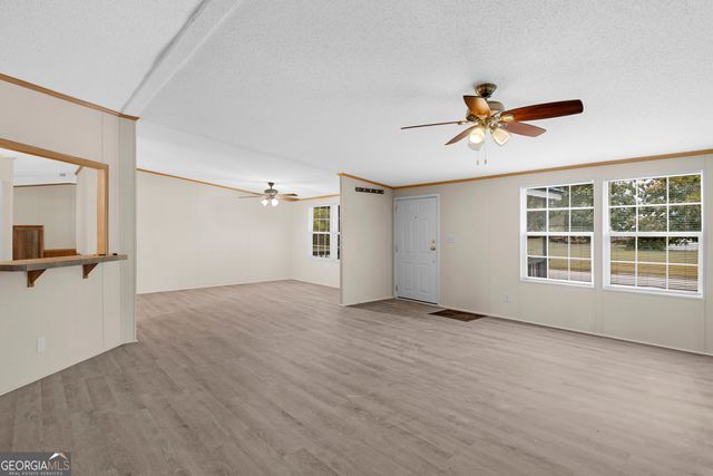 112 Cheryl Court NE, Ludowici, GA 31316