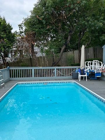 80 Bay Shore Dr, Plymouth, MA 02360