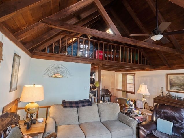 80 Bay Shore Dr, Plymouth, MA 02360